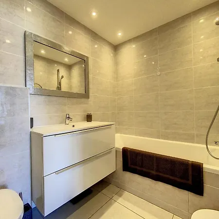 Apartment - 3 Pieces A 15mn Palais *