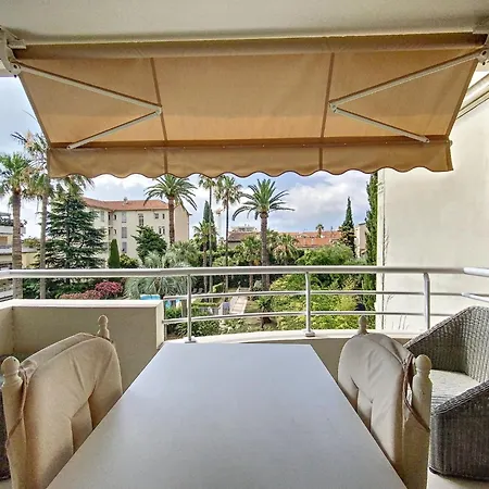 - 3 Pieces A 15mn Palais Apartment *